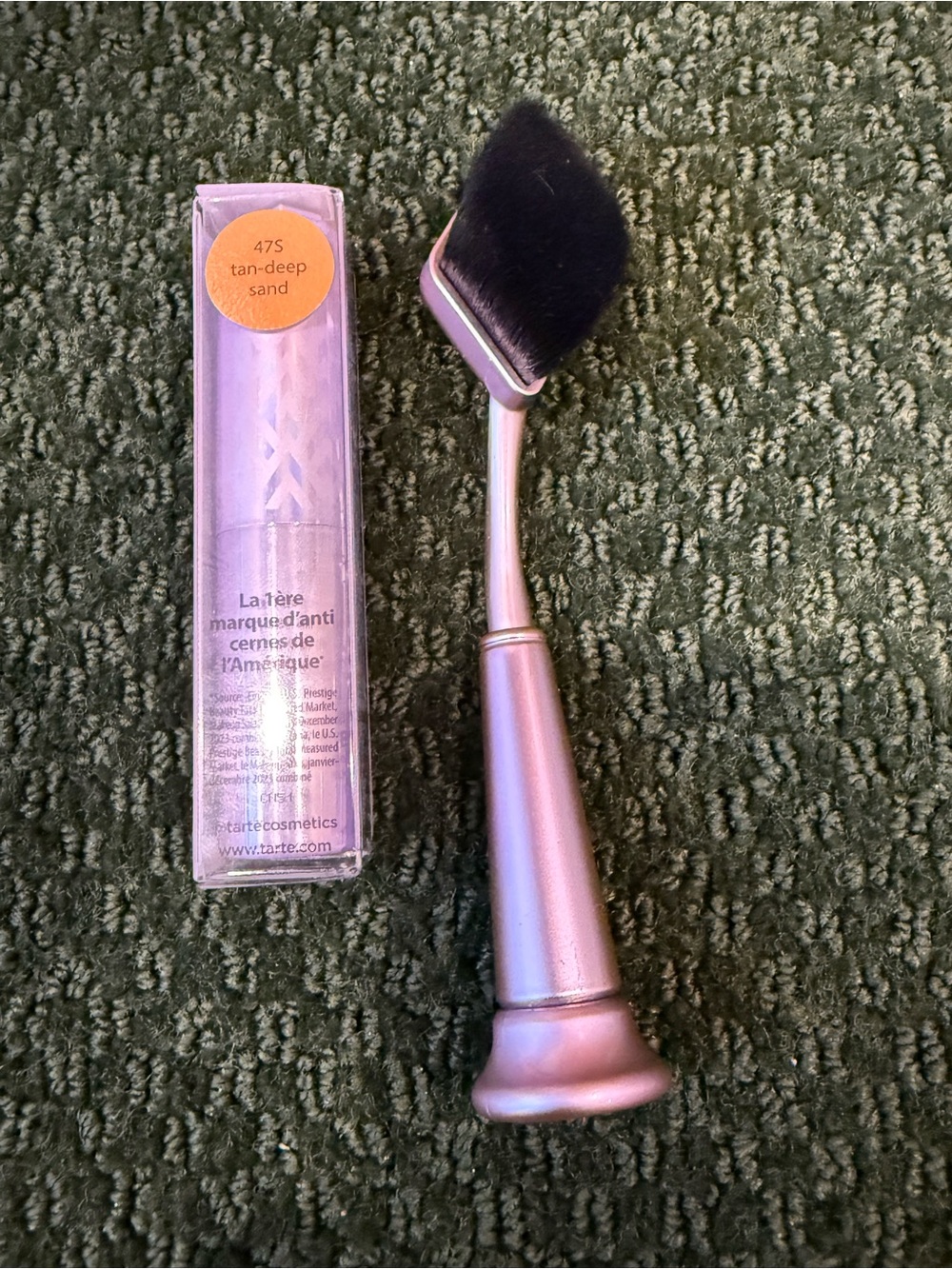 Tarte shape tape in tan deep sand with brush - Picture 10 of 10